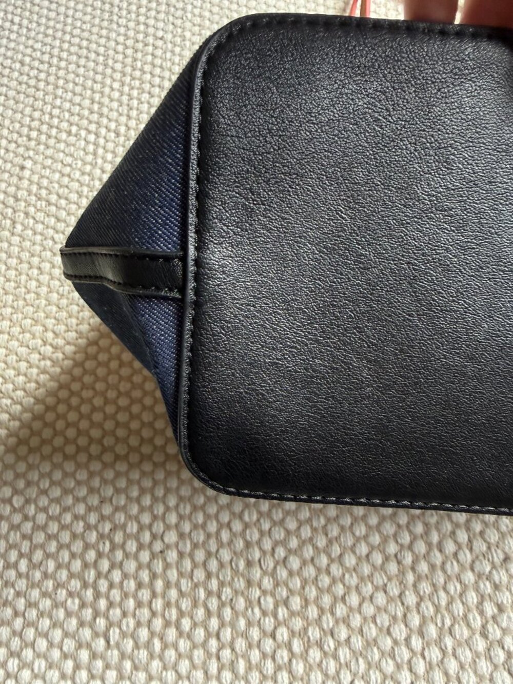GUESS | Denim Y2K Logo Large Shoulder Tote Bag - Picture 4 of 15